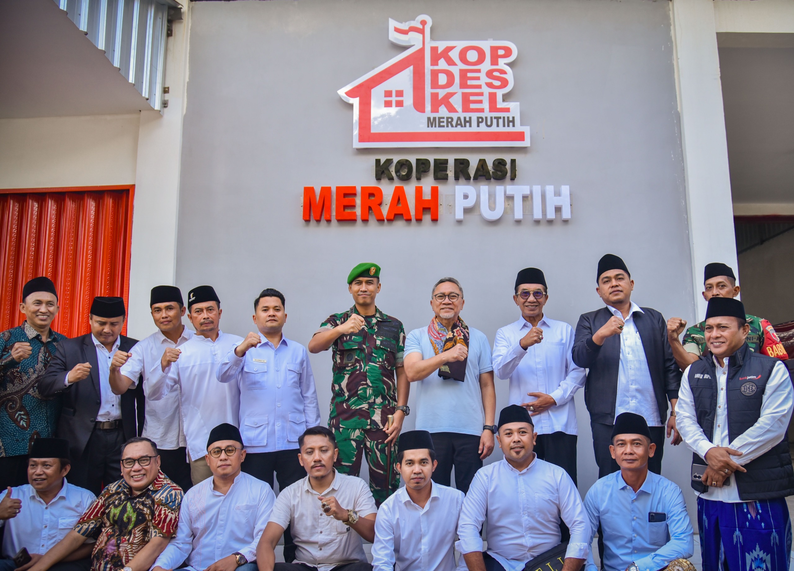 Menko Pangan Tinjau KDMP Rek Kerrek Pamekasan, Gedung Siap Beroperasi Usai Idul Fitri 2026