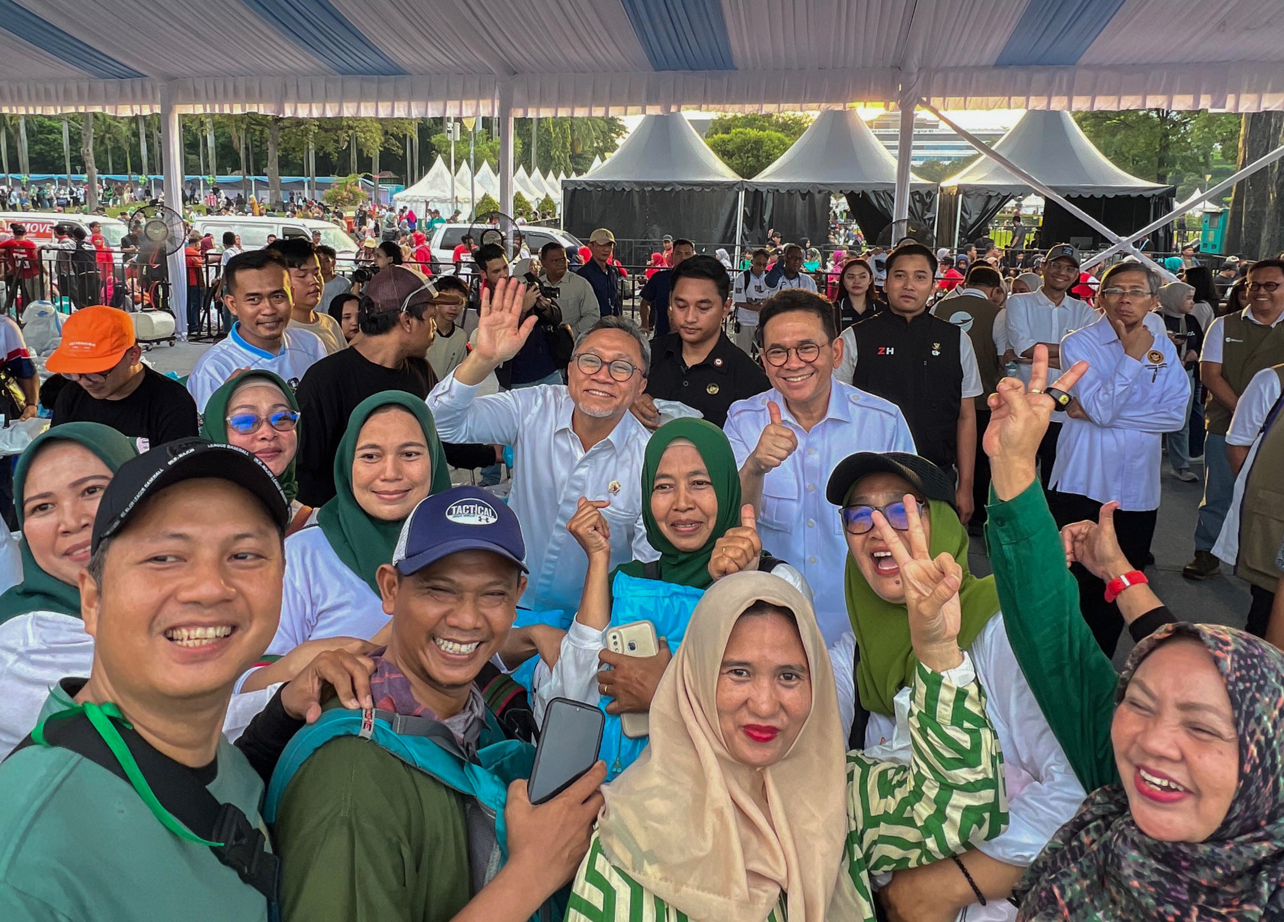 Gelar Pasar Murah di Monas, Pemerintah Salurkan Ratusan Ribu Paket Sembako