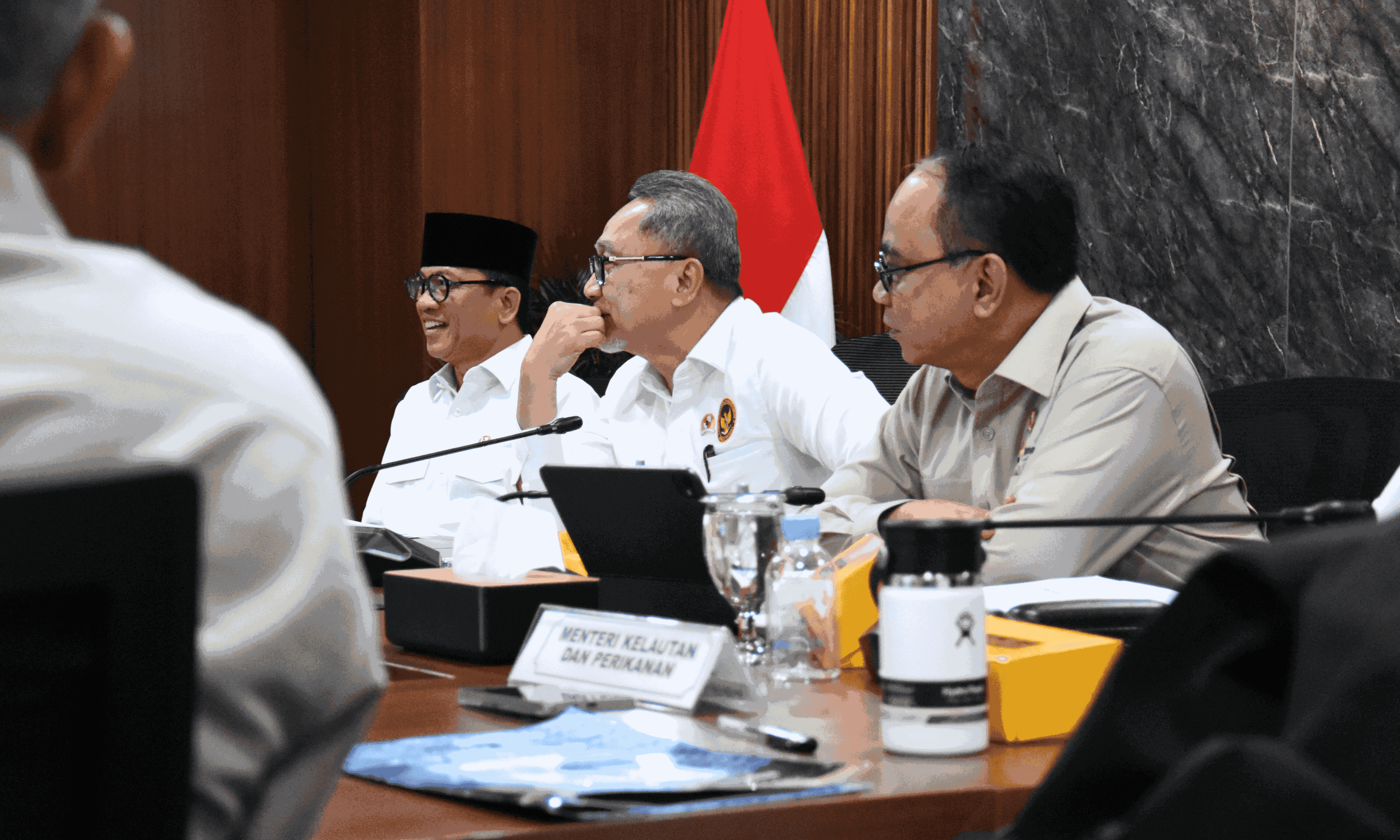 635550_zulhas-tegaskan-semua-transaksi-kopdes-cashless-agar-transparan-tak-ada-kecurangan_20250806131023.png