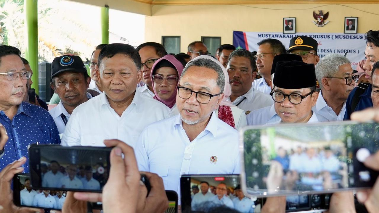 674029_stok-pangan-dan-bbm-aman-jelang-lebaran-2026-pemerintah-pastikan-harga-tetap-stabil_20260309132417.jpg