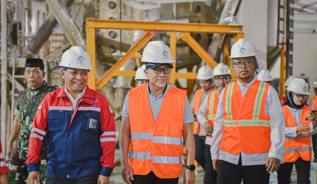 Tinjau PT Garam, Menko Pangan Dorong Percepatan Swasembada Garam Nasional 2027