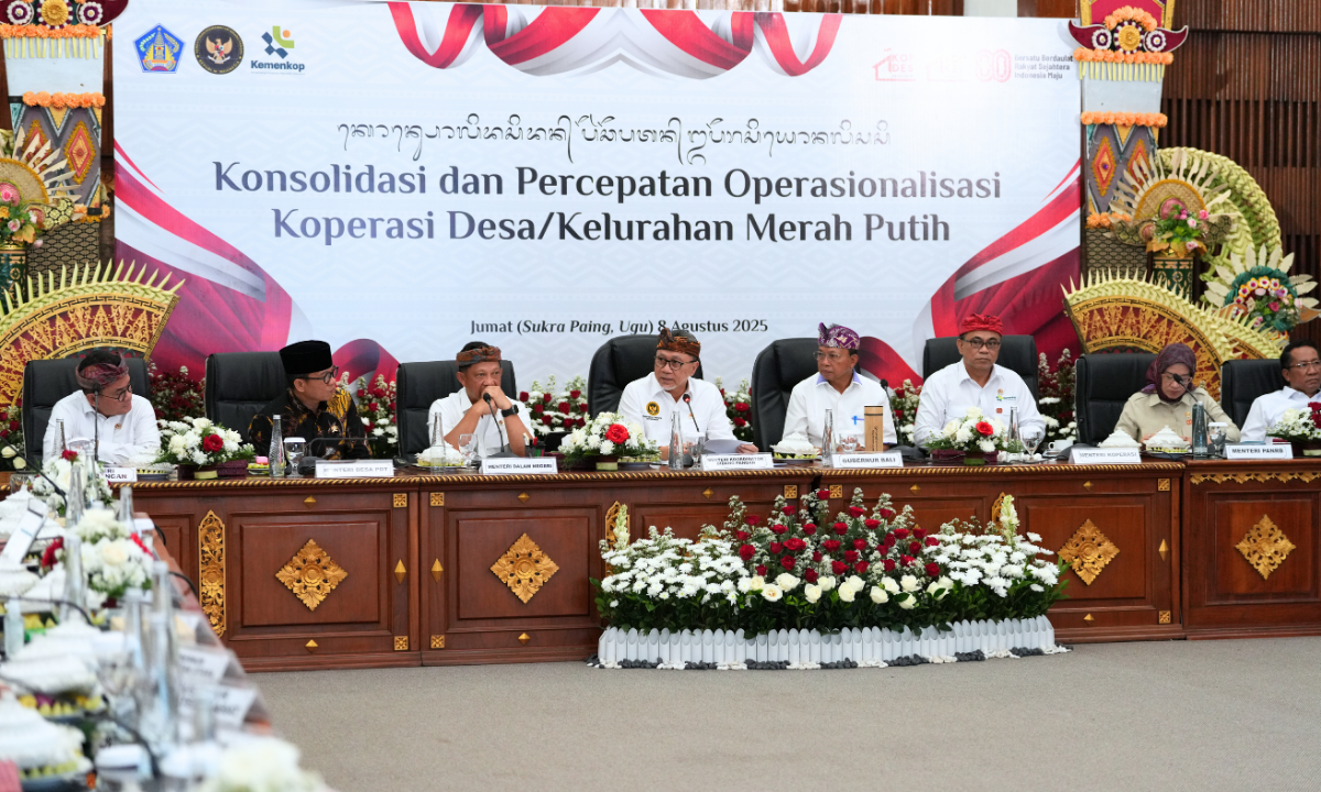 268347_memimpin-rapat-konsolidari-dan-percepatan-operasionalisasi-koperasi-desa-kelurahan-merah-putih-di-bali_20250925154514.png