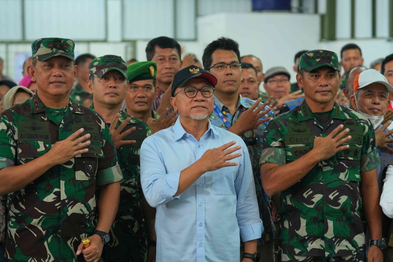 279926_menko-pangan-zulkifli-hasan-dorong-kmmp-sampangan-semarang-guna-perkuat-ketahanan-desa-dan-pasok-pangan-lokal_20260204140403.jpeg