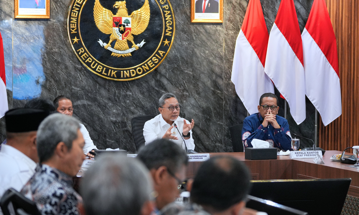 331102_memimpin-rakortas-pengelolaan-sampah-menjadi-energi-listrik-agenda-pembahasan-penetapan-kabupaten-kota-terpilih-untuk-pembangunan-psel_20251120121754.png
