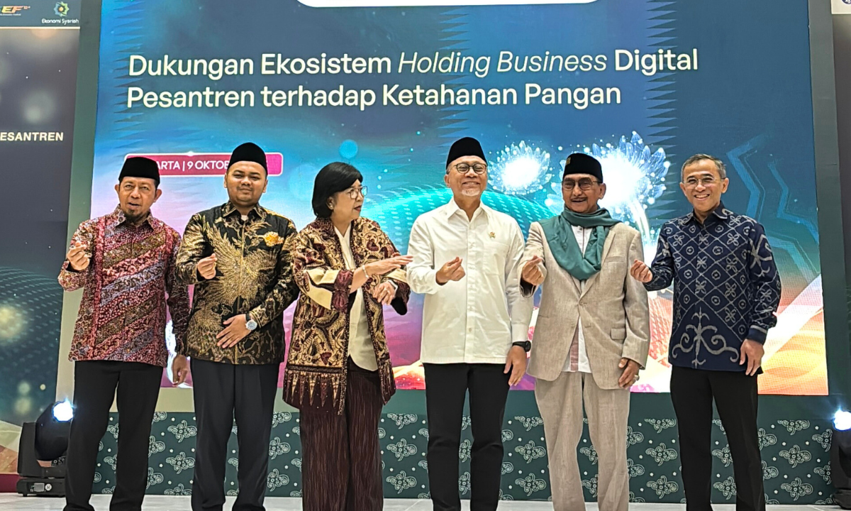 372103_menko-pangan-hadir-pada-kegiatan-indonesia-sharia-economic-festivel-isef-ke-12-_20251120104147.png