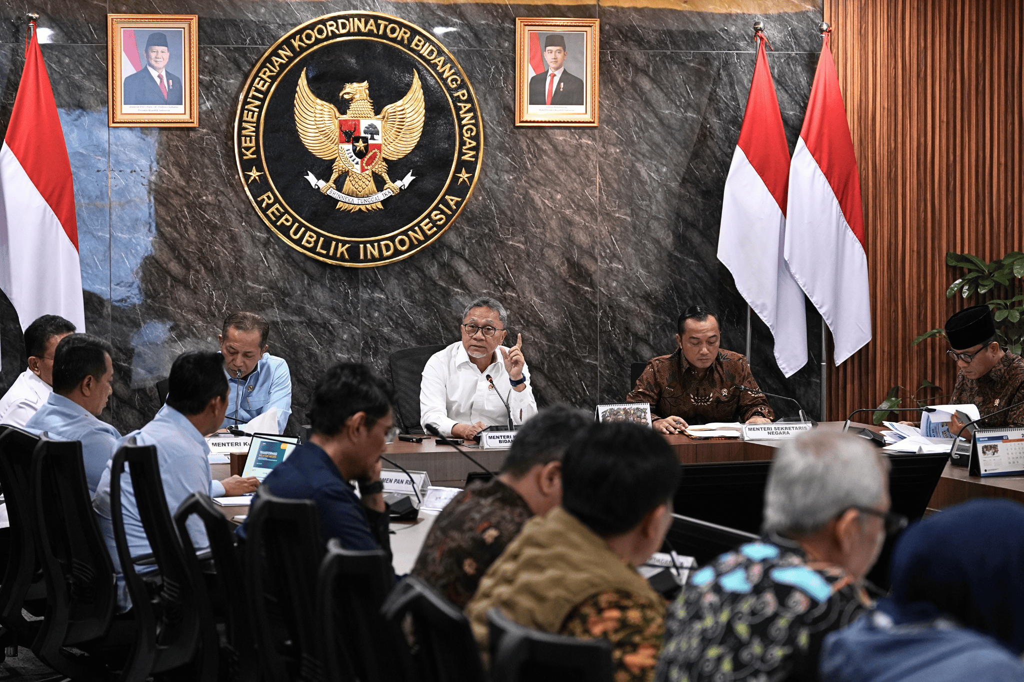 679454_menko-pangan-paparkan-perkembangan-koperasi-desa-kelurahan-merah-putih-target-operasional-pertengahan-2026_20260316090656.png