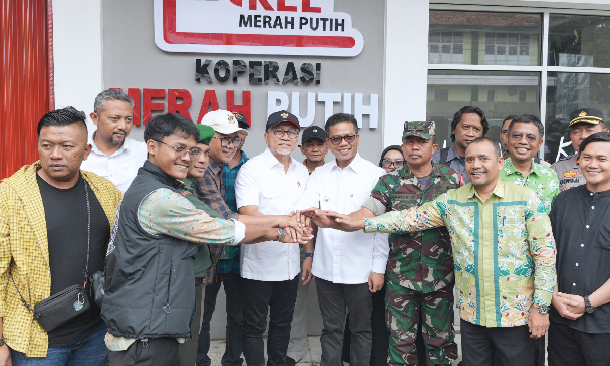 809642_menko-pangan-tinjau-kesiapan-koperasi-desa-merah-putih-pamekaran-target-beroperasi-maret-2026_20260123130518.png