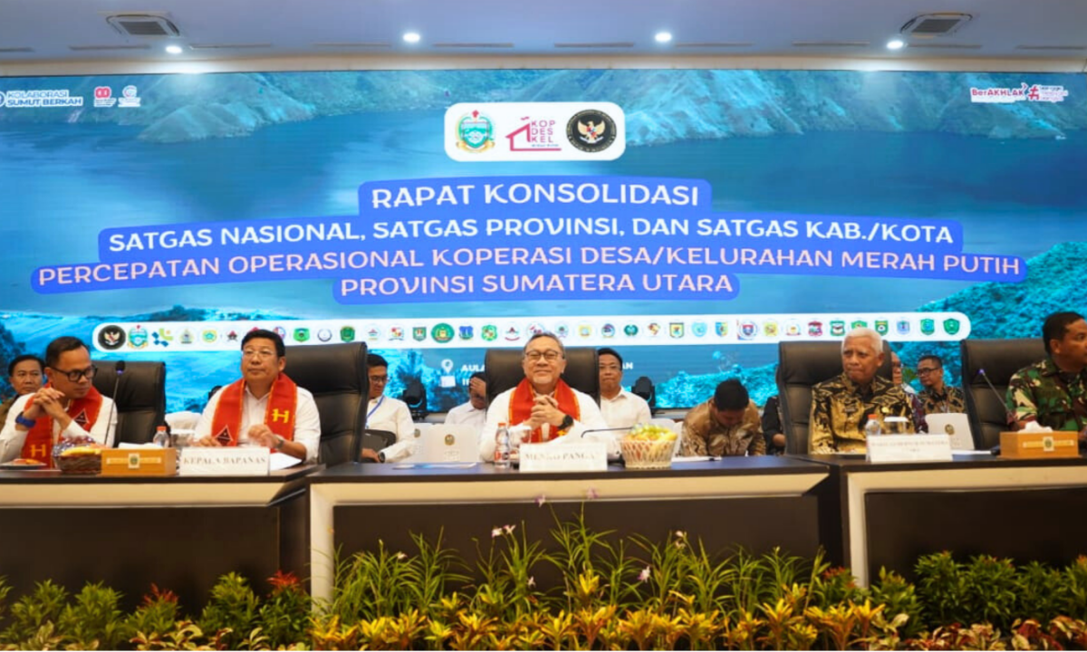 911723_rapat-konsolidasi-satgas-nasional-provinsi-dan-percepatan-operasionalisasi-koperasi-des-kel-merah-putih-medan-sumatera-utara_20251006174228.png